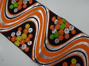 流水に菊模様織り出し　子供帯